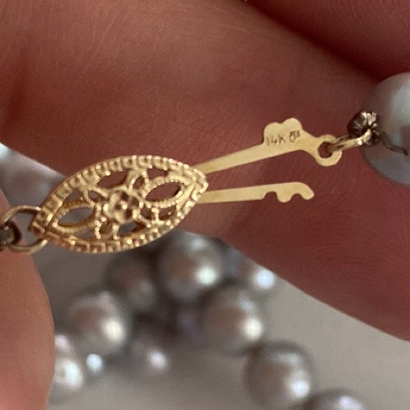 Perls Necklace - Picture 9 of 11